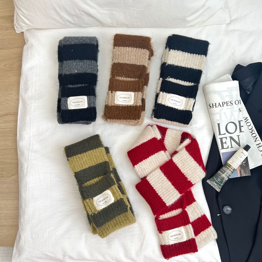 Light Knit Striped Scarf