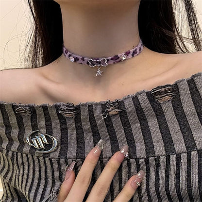 Faux Bow Leopard Print Pearl Droplet Choker Pendant