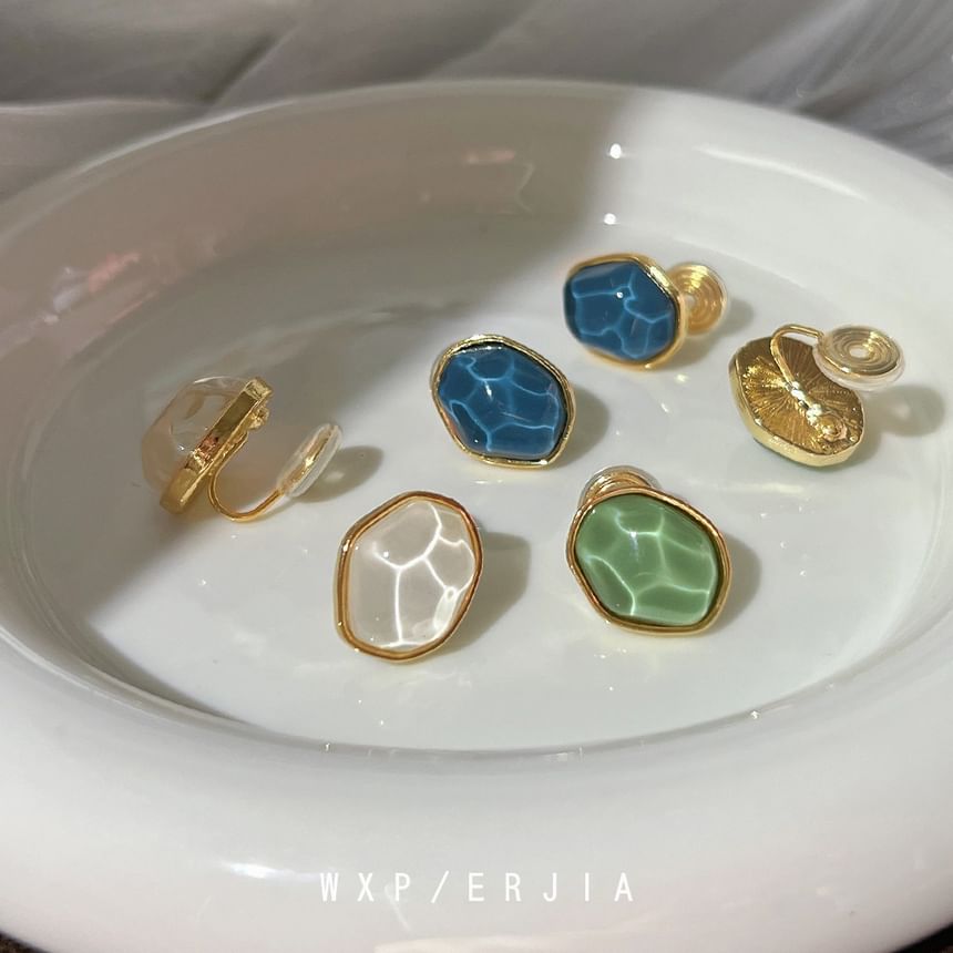 Faux Irregular Gemstone Alloy Ear Cuff