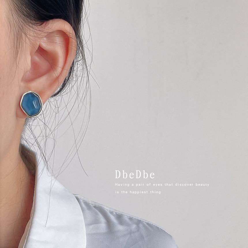 Faux Irregular Gemstone Alloy Ear Cuff