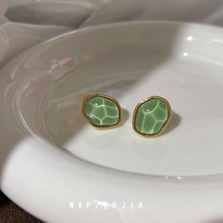 Faux Irregular Gemstone Alloy Ear Cuff