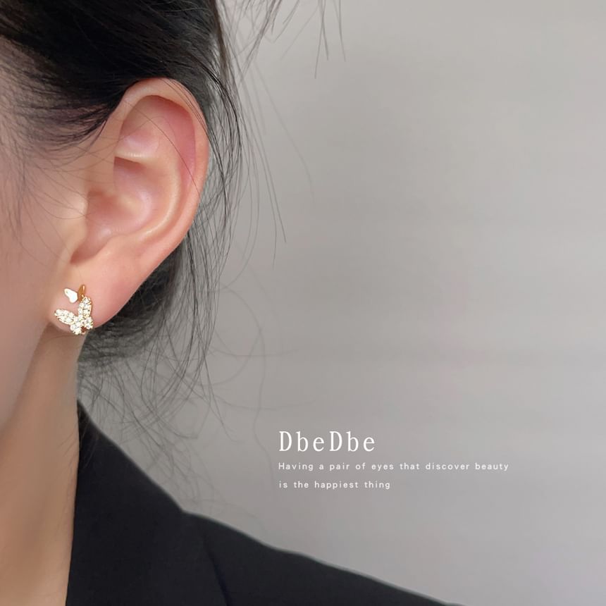 Rhinestone Alloy Butterfly Cuff Ear