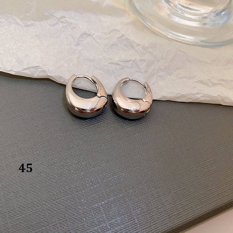 Silver Tone Earring (Various Designs)