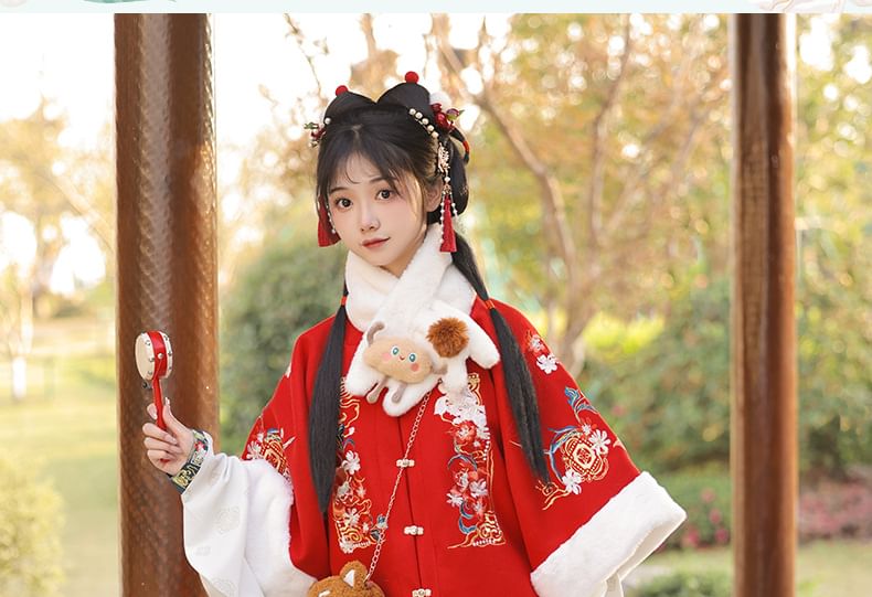 Flower Embroidered Hanfu Costume Set