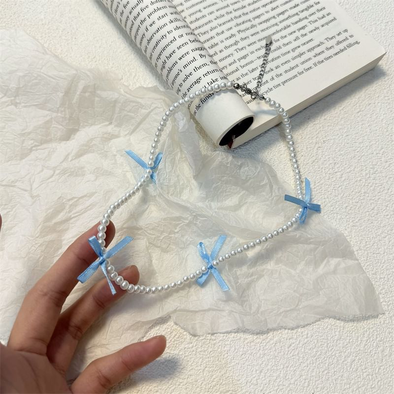 Faux Pearl Ribbon Choker