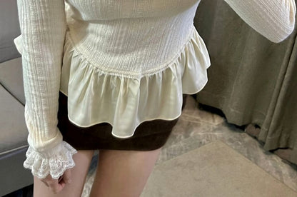 Long-Sleeve Scoop Neck Plain Lace Trim T-Shirt