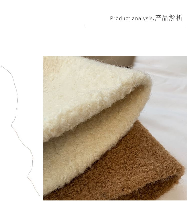 Plain Hat Wool Cloche