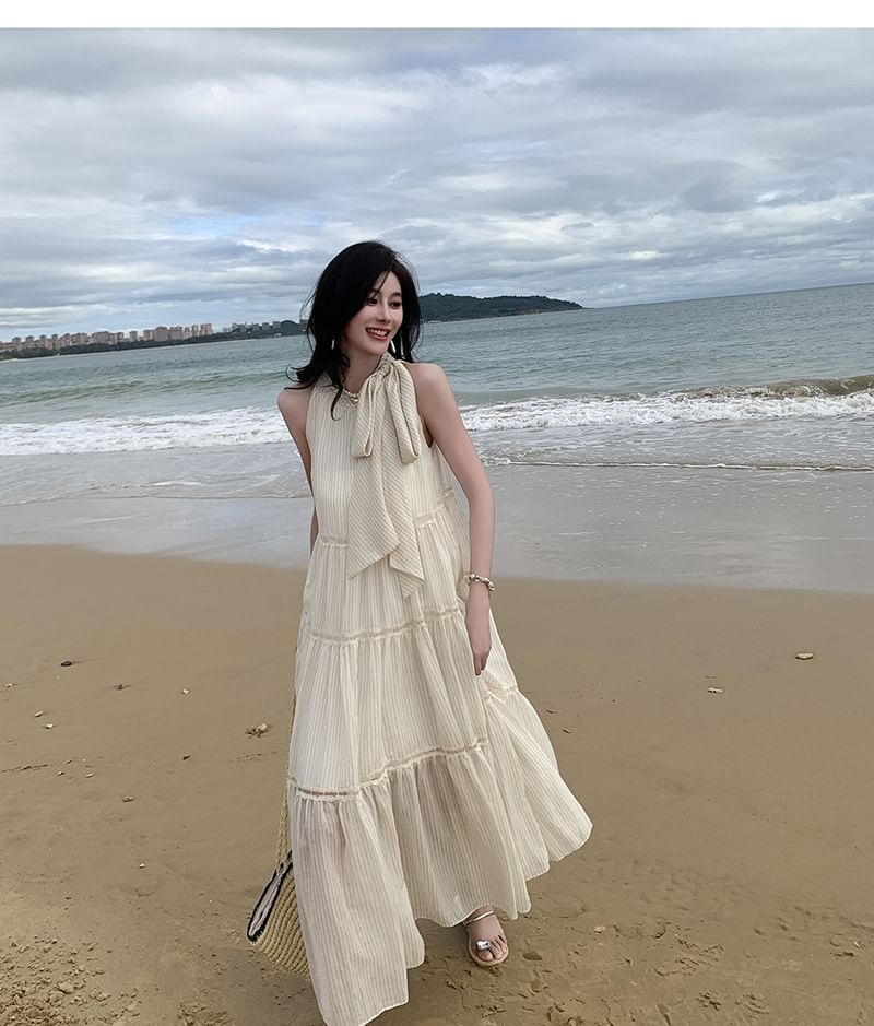 Sleeveless Crewneck Plain Midi A-Line Dress