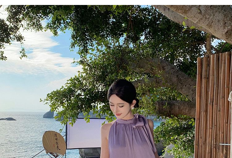 Sleeveless Crewneck Plain Maxi A-Line Dress