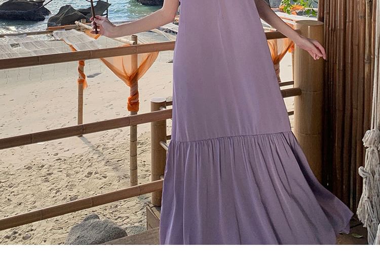 Sleeveless Crewneck Plain Maxi A-Line Dress