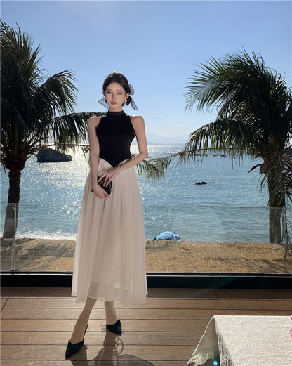 Sleeveless Two Tone Maxi A-Line Dress