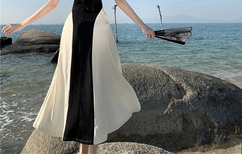 Sleeveless Crewneck Two Tone Maxi A-Line Dress