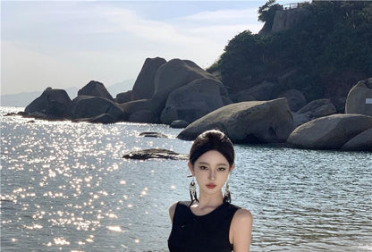 Sleeveless Crewneck Two Tone Maxi A-Line Dress