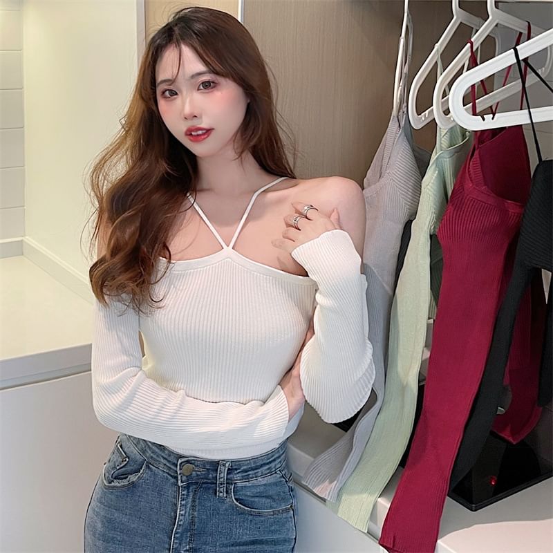 Top Long-Sleeve Cold-Shoulder Plain Knit