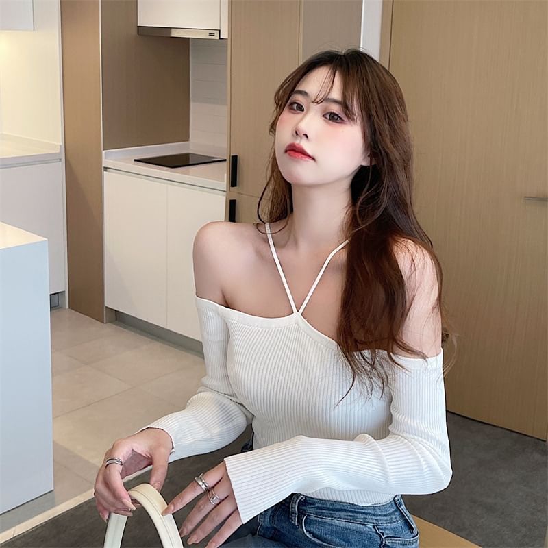 Top Long-Sleeve Cold-Shoulder Plain Knit