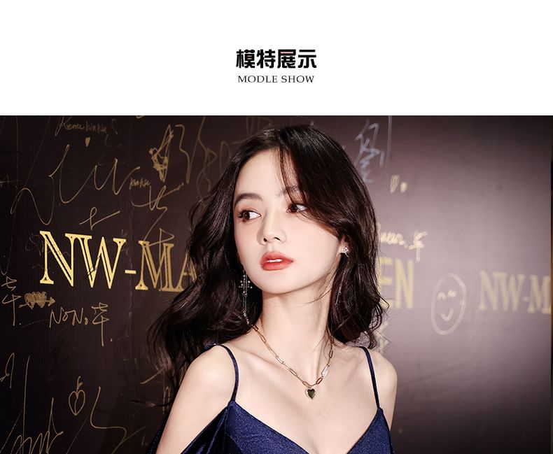 Gown Cold-Shoulder Trumpet Evening Sequin Side-Slit