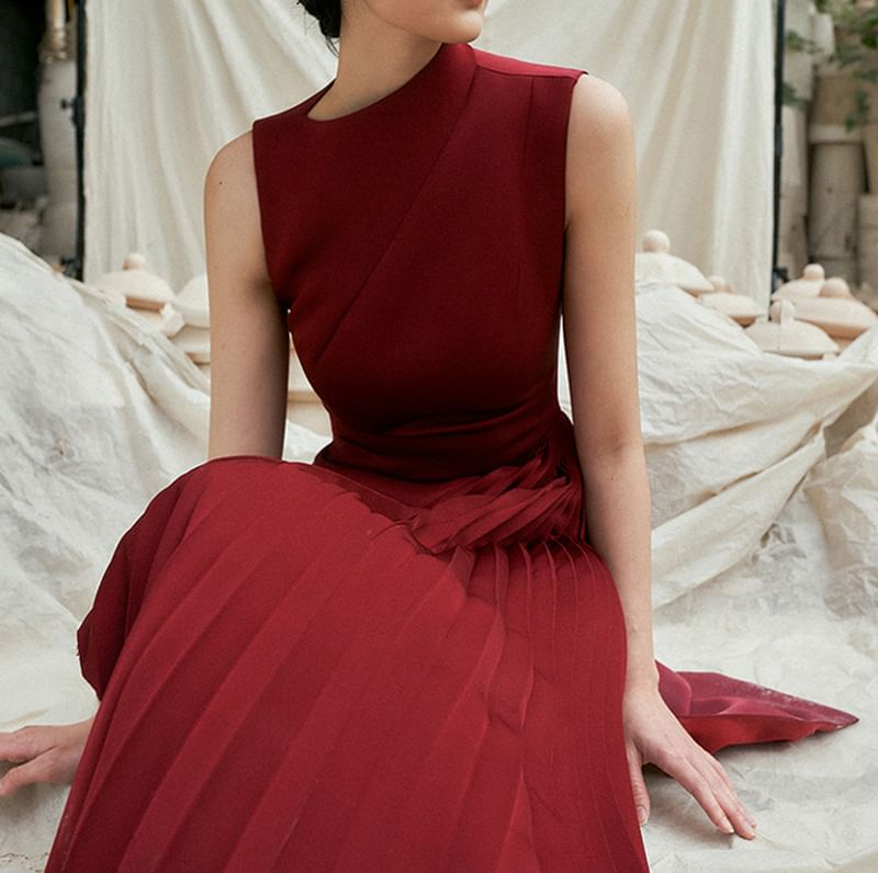 Sleeveless Plain Asymmetrical Pleated Sheath Evening Dress