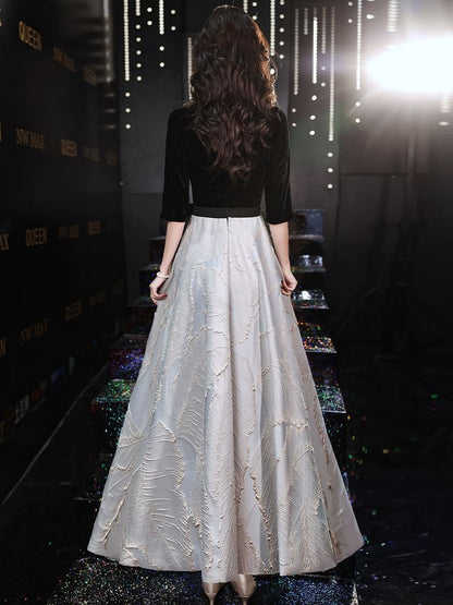 A-Line Gown Evening Dress Elbow-Sleeve / V-Neck