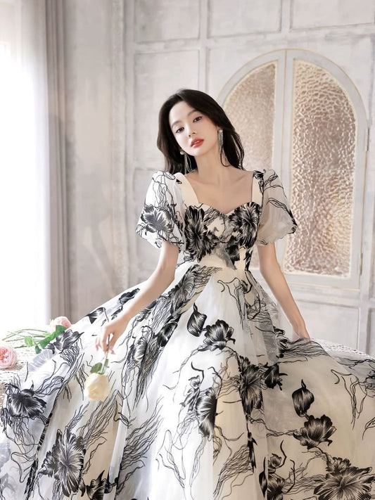 Short-Sleeve Sweetheart Neckline Print A-Line Evening Gown