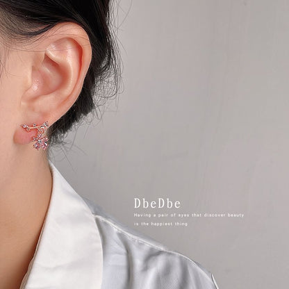 Rhinestone Alloy Floral Ear Cuff