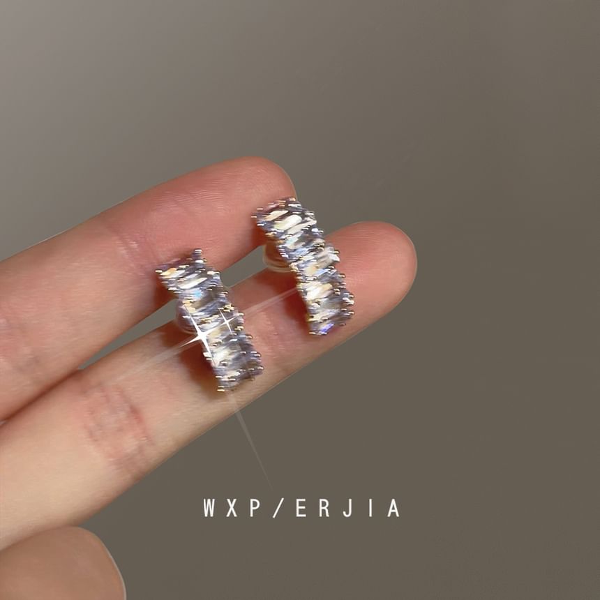 Rhinestone Alloy Cuff Ear