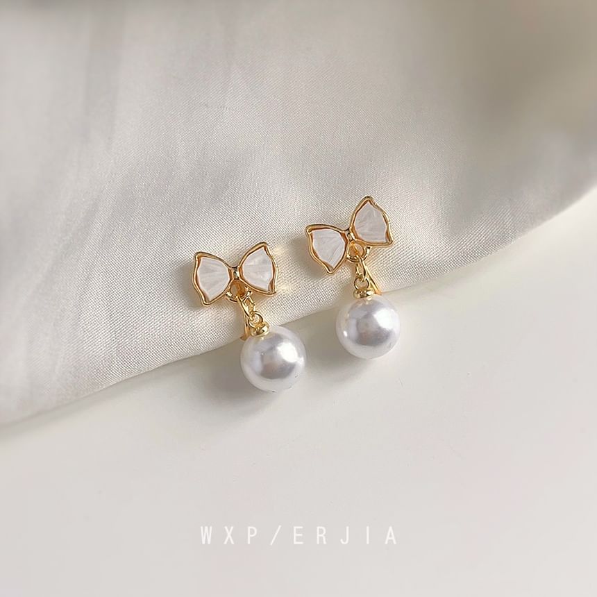 Bow Drop Cuff Pearl Faux Earring