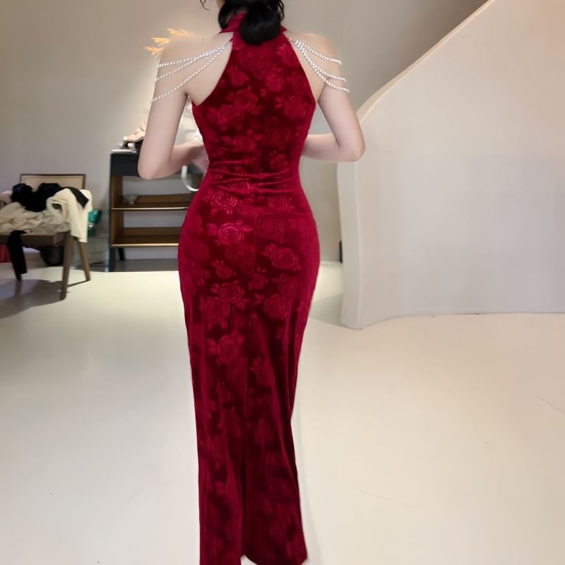 Halter Neck Stand Collar Floral Jacquard Cutout Slit Velvet Midi Sheath Qipao / Faux Pearl Layered Chain / Set