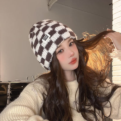 Lettering Applique Checker Knit Beanie