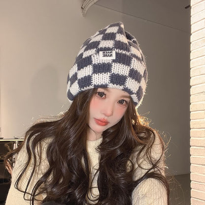 Lettering Applique Checker Knit Beanie