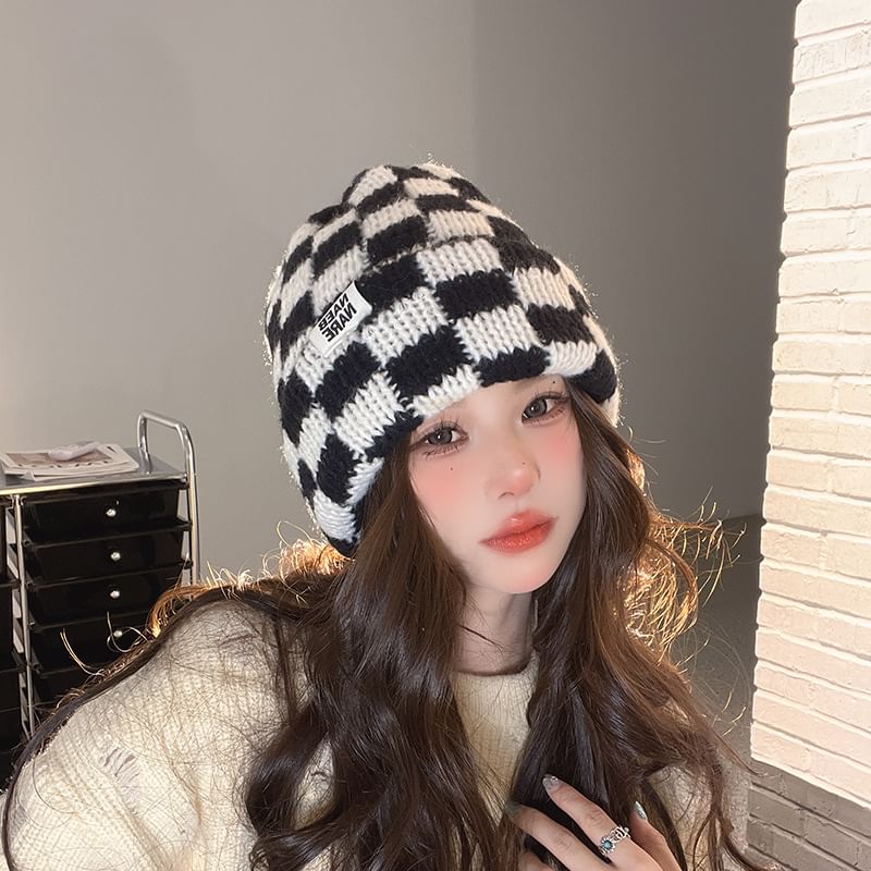 Lettering Applique Checker Knit Beanie
