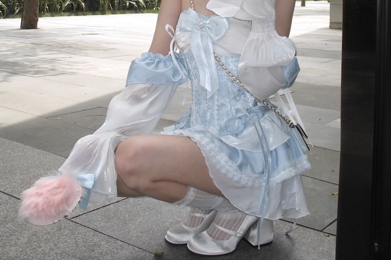 Puff-Sleeve Off-Shoulder Two Tone Lace Trim Mini A-Line Dress / Patterned Lace-Up Corset Belt