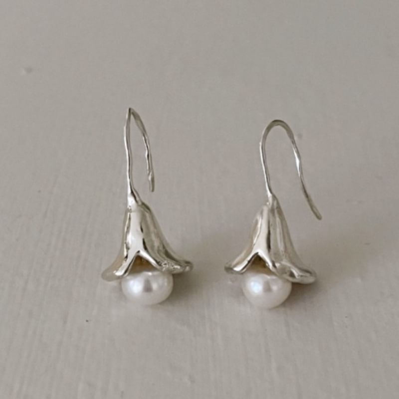 Faux Pearl Drop Earring