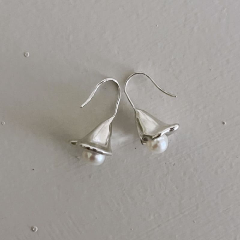 Faux Pearl Drop Earring