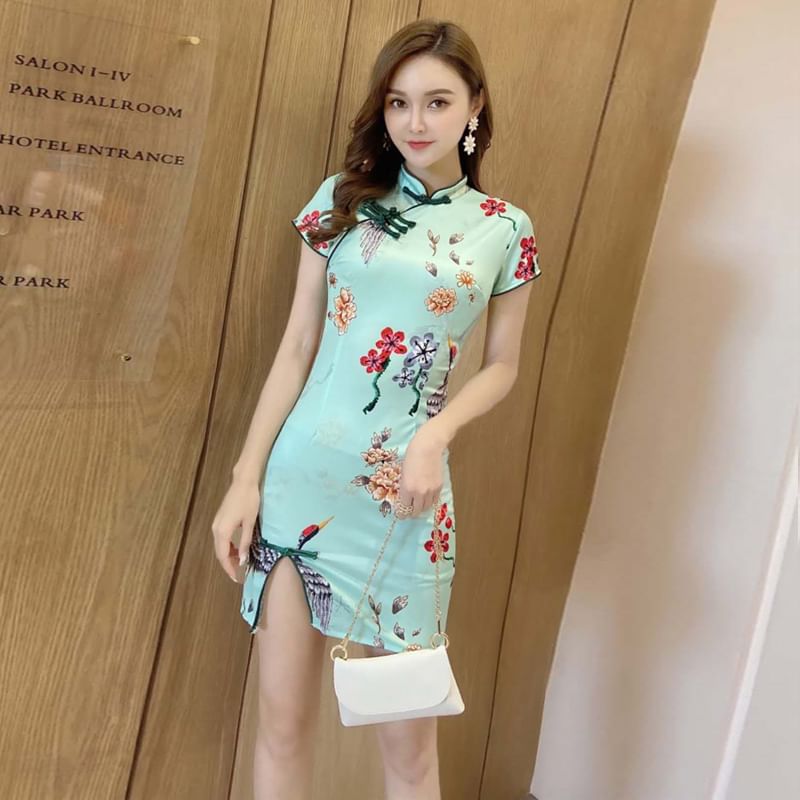 Short-Sleeve Floral Print Mini Qipao