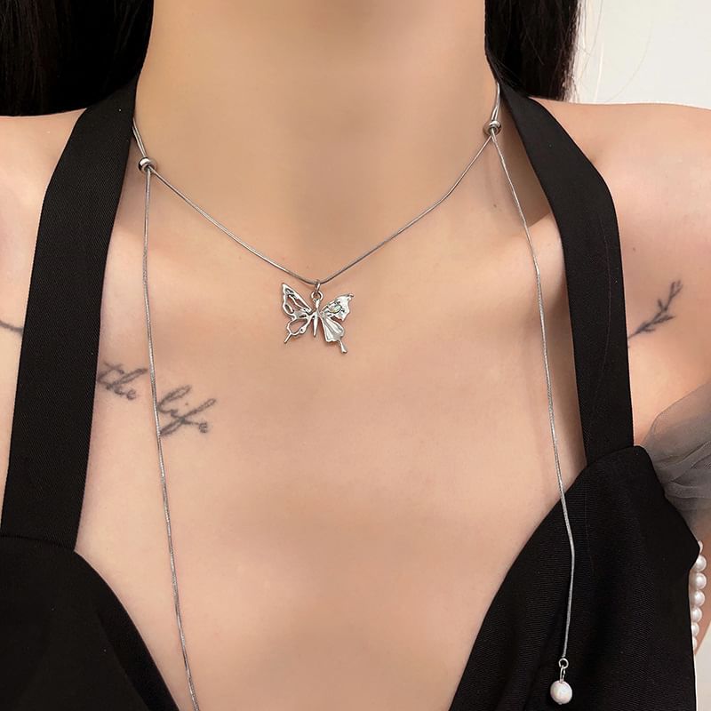 Pendant Butterfly Necklace