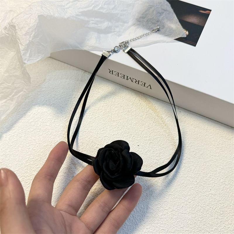Rose Ribbon Choker