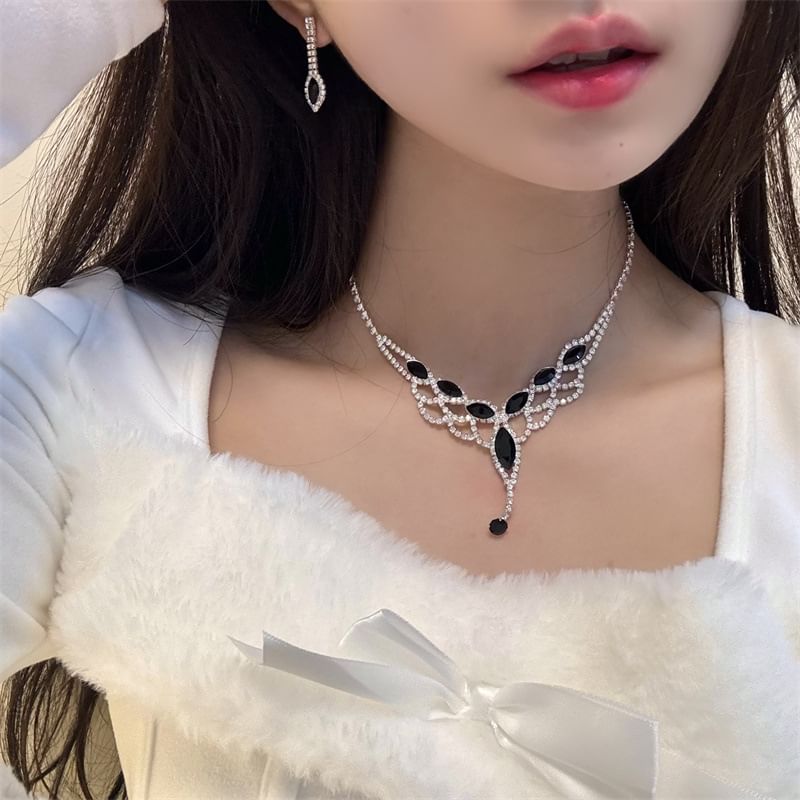 Earring / Rhinestone Pendant Necklace Drop