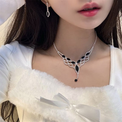 Earring / Rhinestone Pendant Necklace Drop