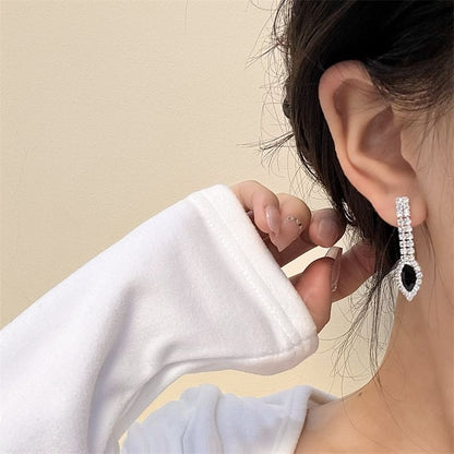 Earring / Rhinestone Pendant Necklace Drop