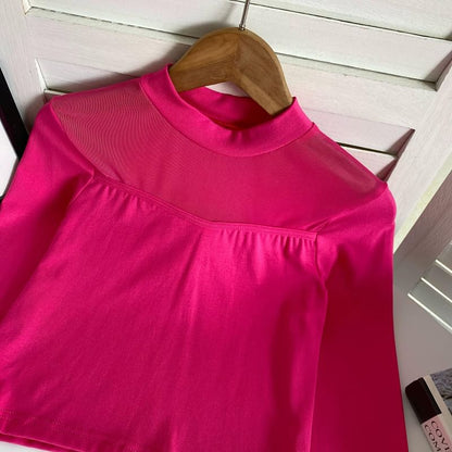 T-shirt court à manches longues et col ras du cou avec empiècement en maille unie