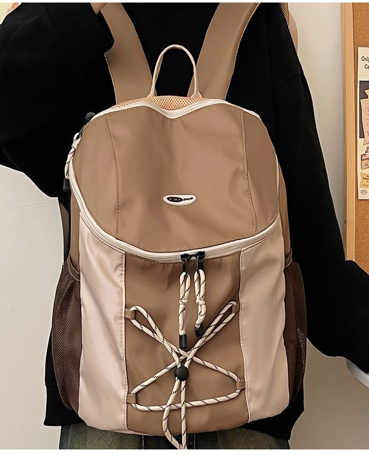 Nylon-Rucksack mit Kordelzug und Farbblock