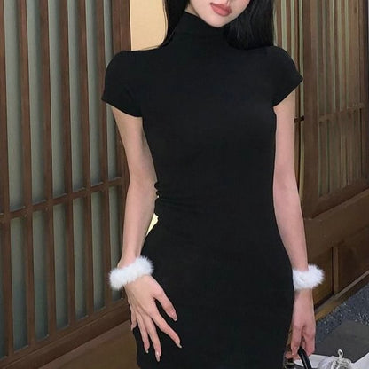 Short-Sleeve Turtleneck Plain Mini Sheath Dress