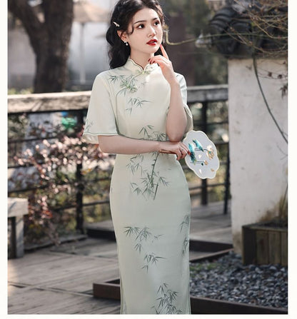Short-Sleeve Patterned Print Midi Sheath Qipao