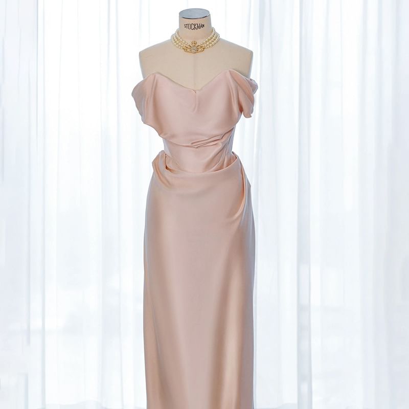 Sheath Off-Shoulder Evening Plain Gown