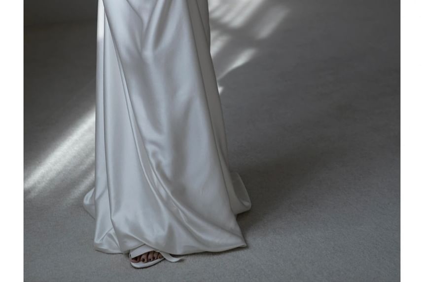 Sheath Off-Shoulder Evening Plain Gown