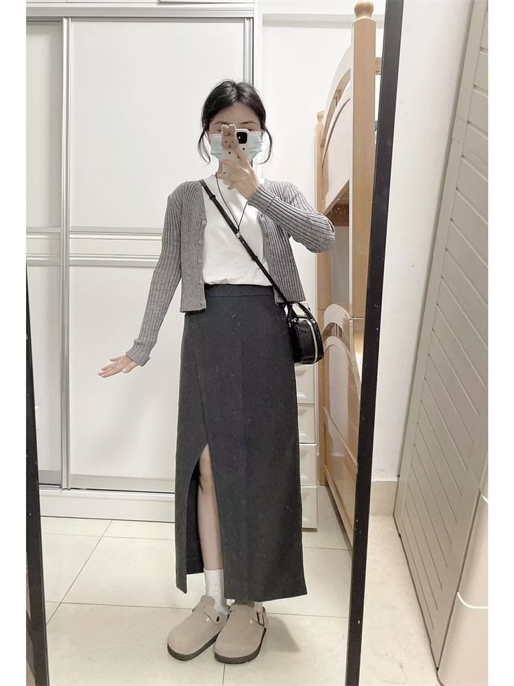 Short-Sleeve Crew Neck Plain T-Shirt / V-Neck Button-Up Crop Cardigan / High Waist Slit Maxi A-Line Skirt