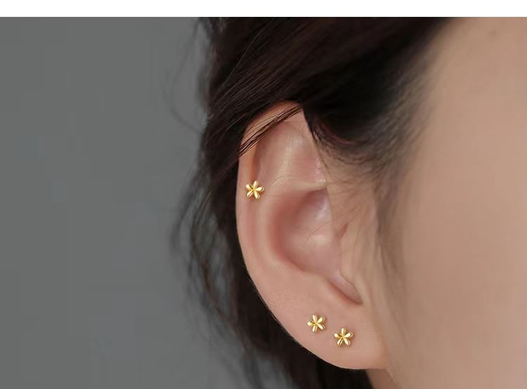 Floral Sterling Silver Stud Earring