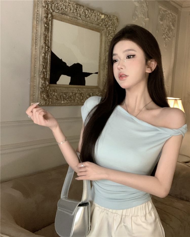 Cap-Sleeve Cold Shoulder Plain T-Shirt