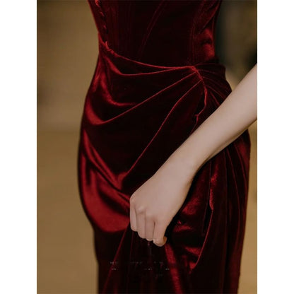 Spaghetti Strap Plain Velvet A-Line Evening Gown
