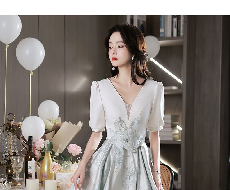 Short-Sleeve V-Neck Floral Applique A-Line Evening Gown